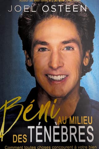 Affiche : Béni au milieu des ténèbres